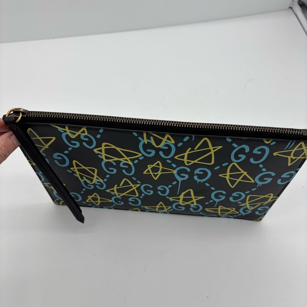 Gucci Ghost Graffiti Pouch - image 3